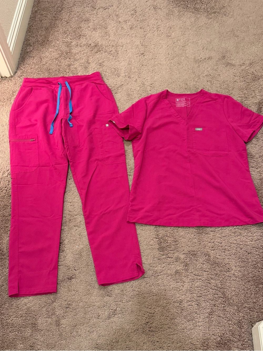 Figs Women's Magenta Scrub Top and Pants Set with Blue Drawstring